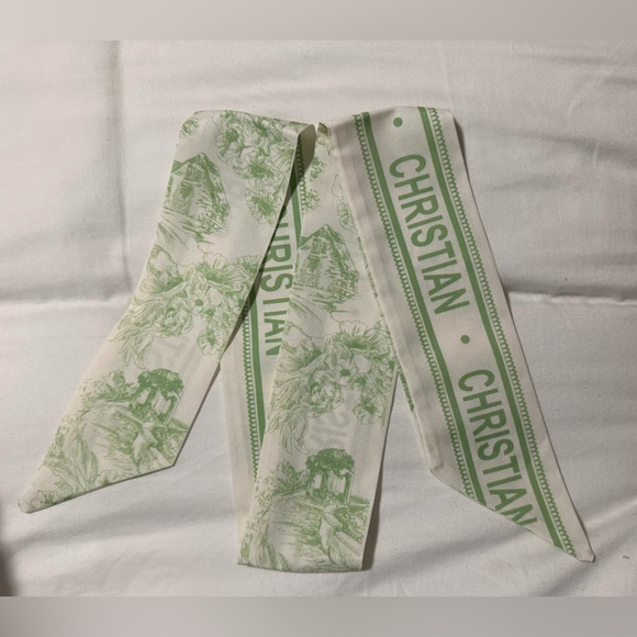 The Unbranded Brand Accessories - Hair Scarf or Bag Scarf in a beautiful floral green design double sided!